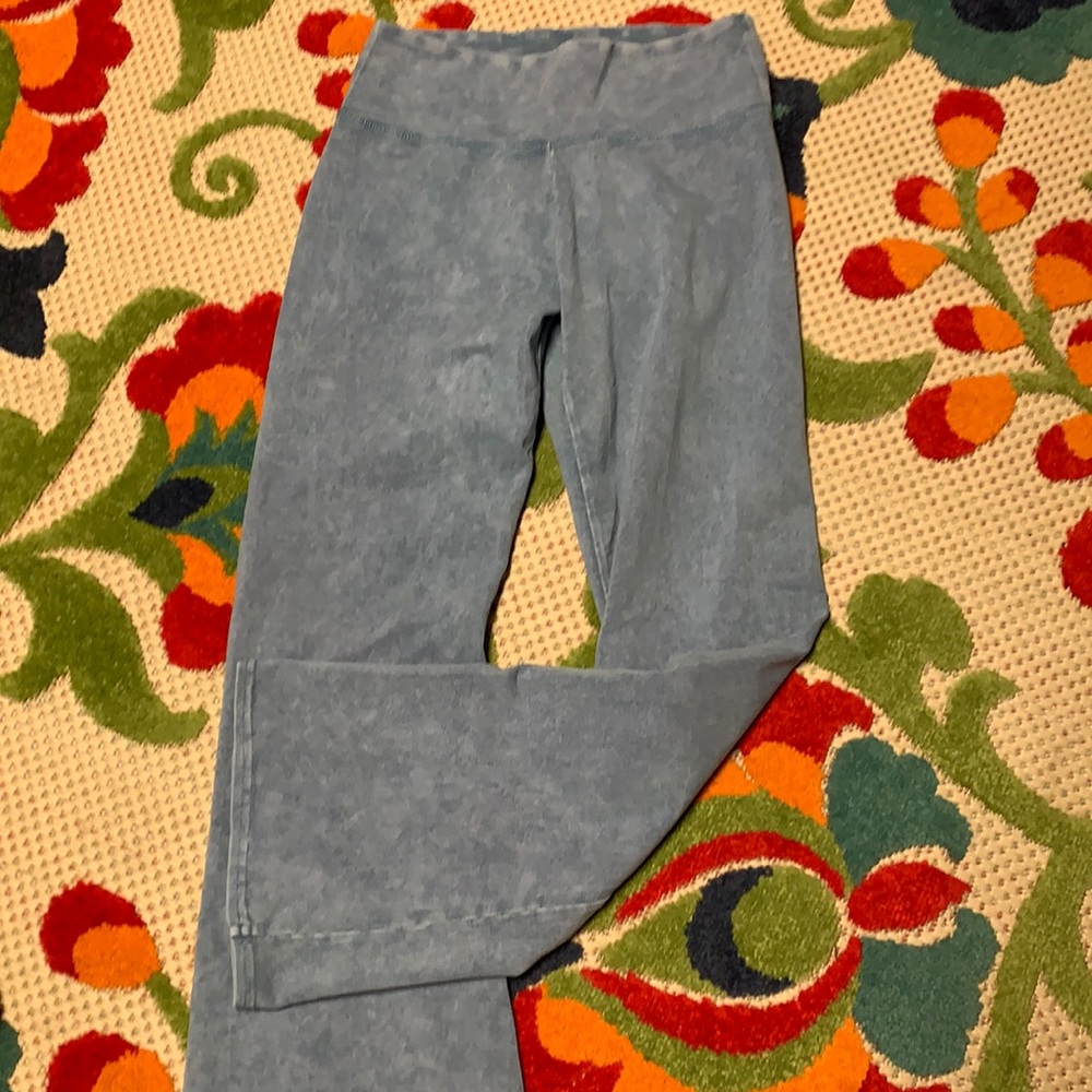 Aerie bellbottom leggings